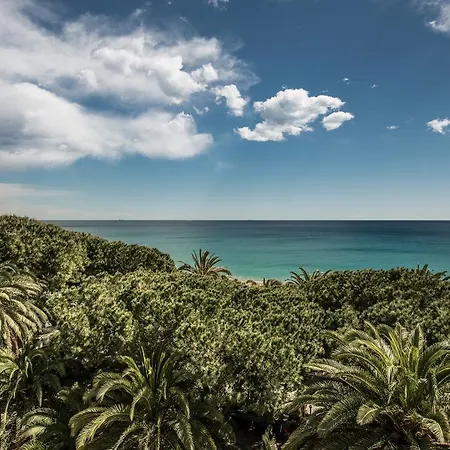 Отель San Pietro Palace Финале Лигуре