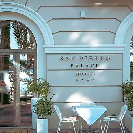 Szálloda San Pietro Palace Finale Ligure