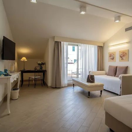 San Pietro Palace Hotel 4*