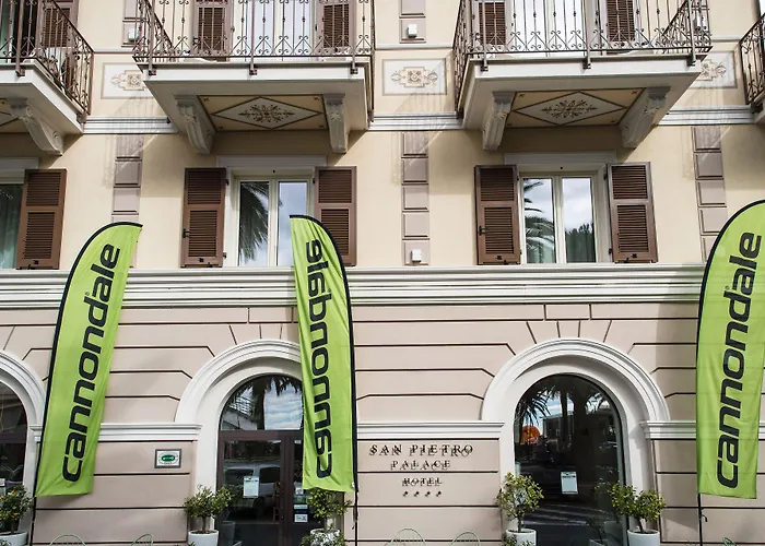 Отель San Pietro Palace